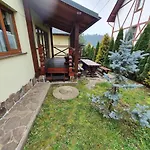 ゲストハウス Chalet 888 *