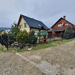 Chalet 888